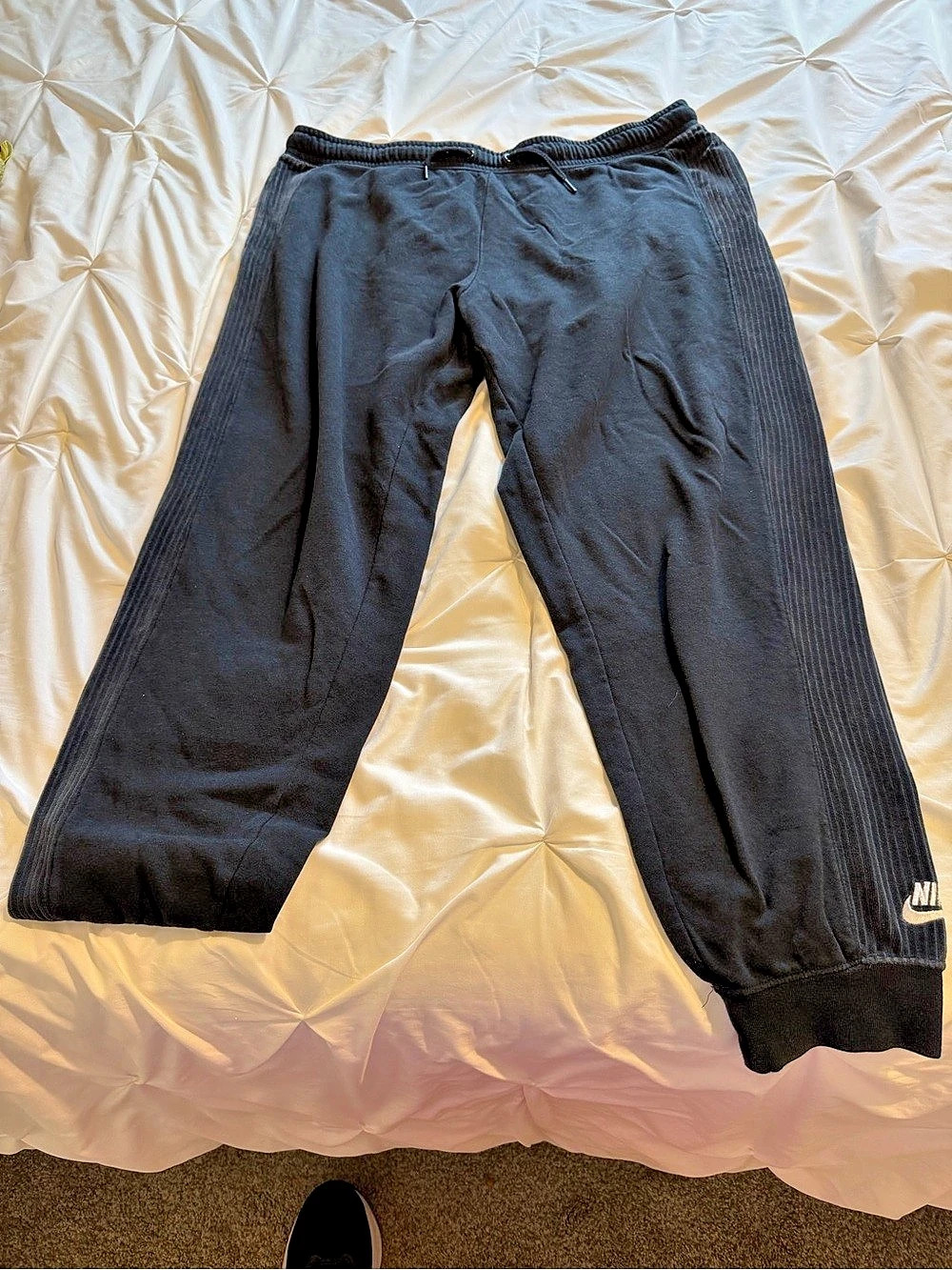 13 pants. Sizes 16-20 - Picture 1 of 13